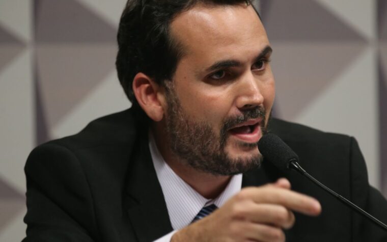 Governo descarta retorno do subsídio de R$ 0,35 para o diesel