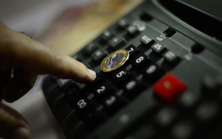 Inflação oficial registra leve aumento de 0,06% em julho, segundo IBGE