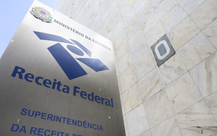 Arrecadação com IR sobre dividendos deve alcançar R$ 17,2 bilhões