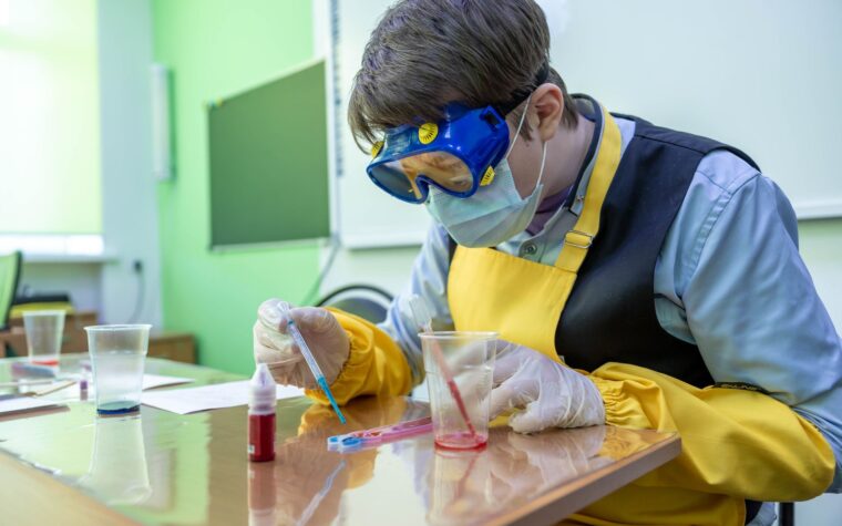 Novo Ensino Médio: o que mudou na carga horária e nos itinerários formativos
