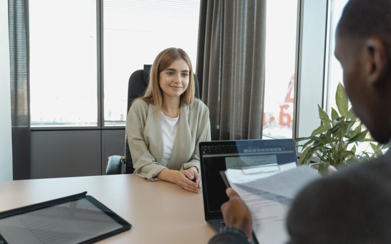 Como se preparar para uma entrevista de emprego