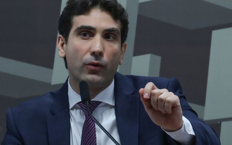 Galípolo denuncia pressão empresarial pelo uso do FGC