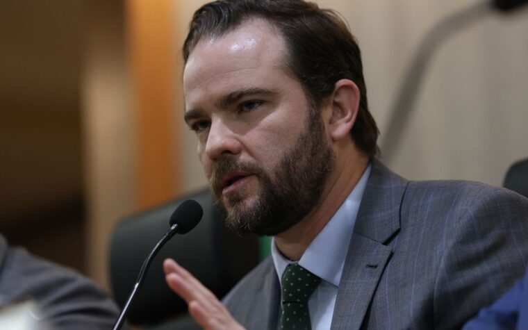 Durigan busca intermediar diálogo entre Rio, BNDES e Banco do Brasil