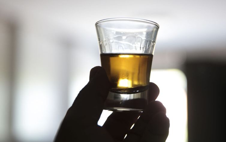 Produção de cachaça no Brasil ganha novos estabelecimentos