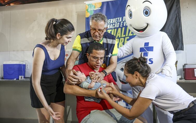 Campanha intensifica vacinação infantil contra sarampo e outras doenças