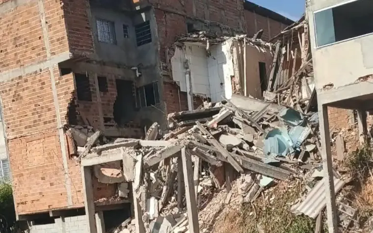 Explosão de gás em SP deixa 13 casas interditadas e gera apreensão