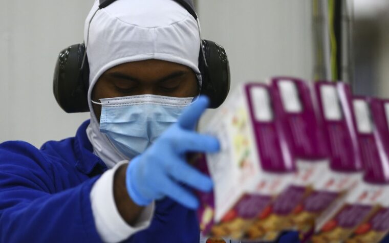 Empresas adotam medidas para proteger saúde mental dos funcionários