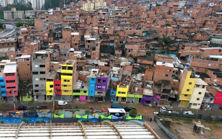 Desigualdade política cresce com concentração de riqueza, aponta Oxfam