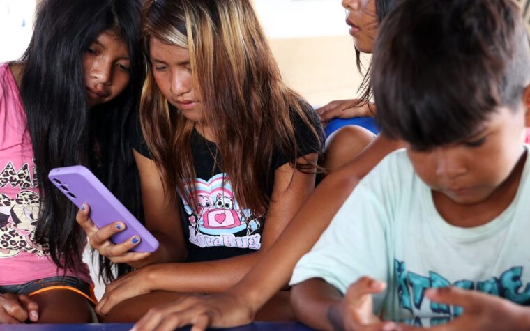 Nova lei agrava penas por crimes cibernéticos contra crianças e jovens