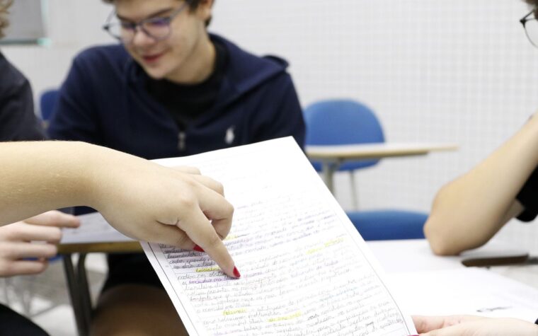 Guia de Redação Encceja 2026 já está disponível para consulta dos alunos