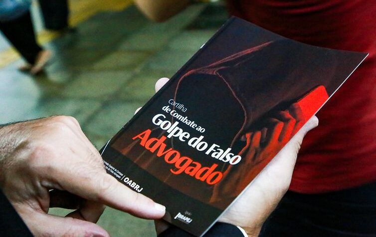 Golpe do falso advogado: casos disparam na OAB Rio com 2 mil denúncias