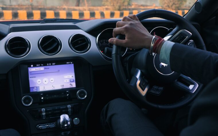 Financiar ou alugar carro: simule e escolha o melhor caminho