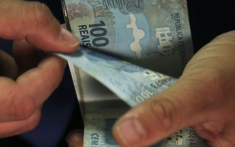 Programa Desenrola Adimplentes é lançado para facilitar pagamentos