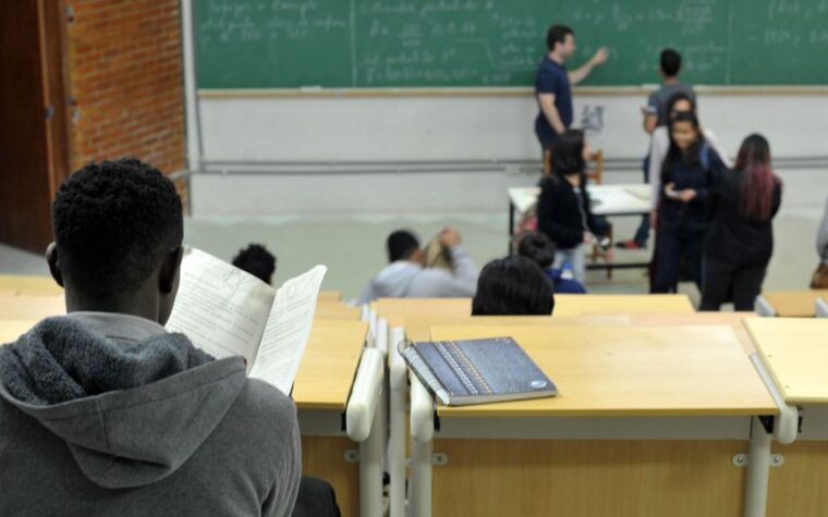 Fies inicia convocação de estudantes na lista de espera nesta sexta-feira