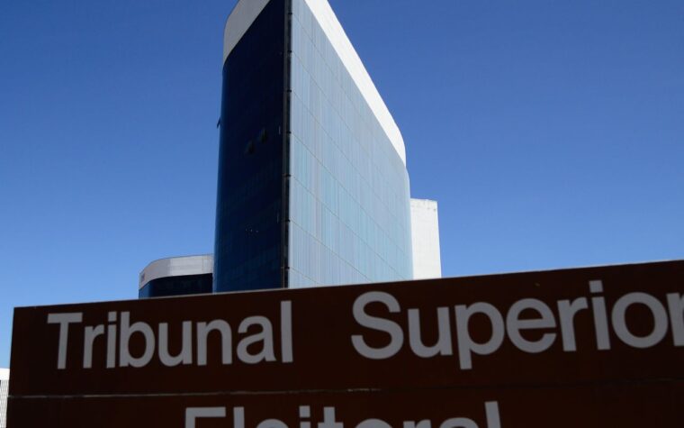 Tribunal Superior Eleitoral julga registros presidenciais esta semana