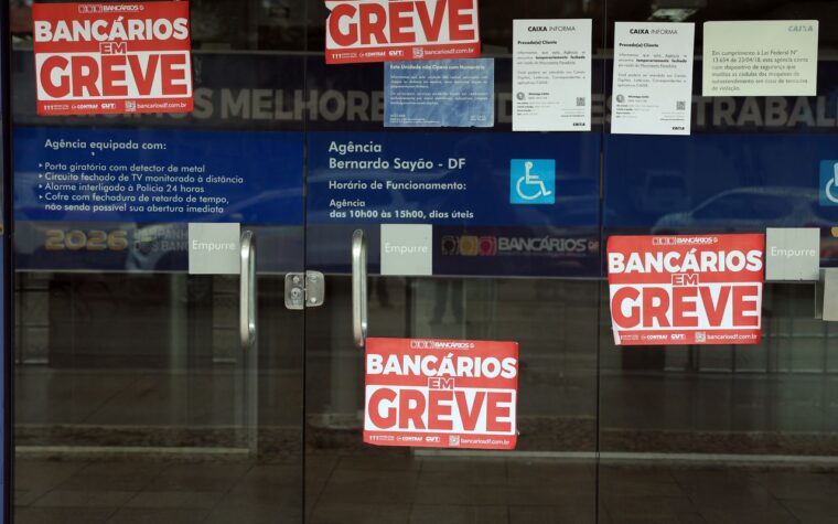 Caixa e bancários não chegam a acordo e greve continua