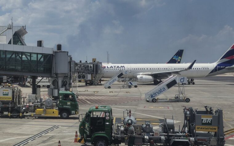 Petrobras aumenta querosene de aviação em quase 14% a partir de outubro