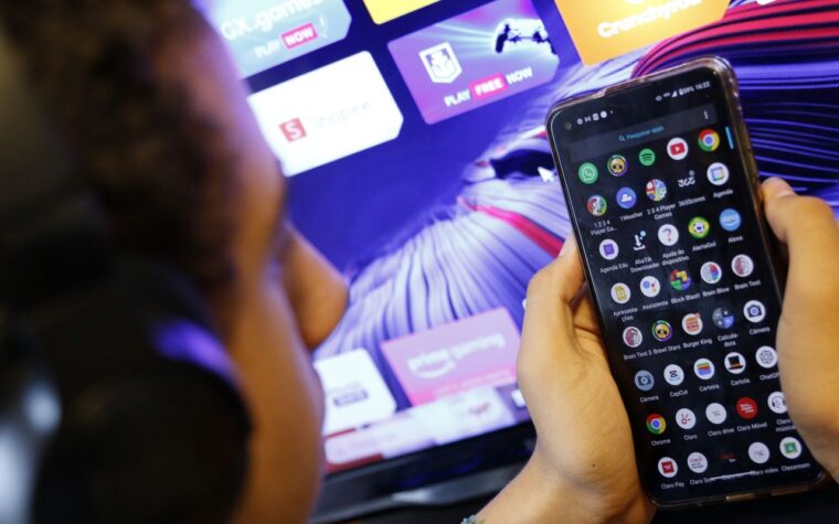 Milhões de crianças sofrem exposição a material sexual na internet