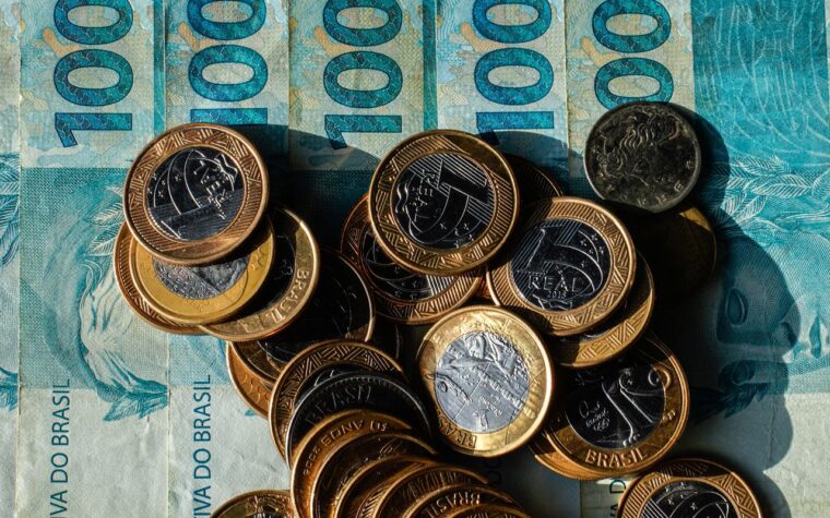 Brasileiros possuem R$ 5,65 bilhões esquecidos nos bancos