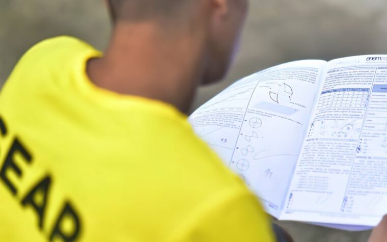 Enem PPL 2023: inscrições começam em outubro para presidiários